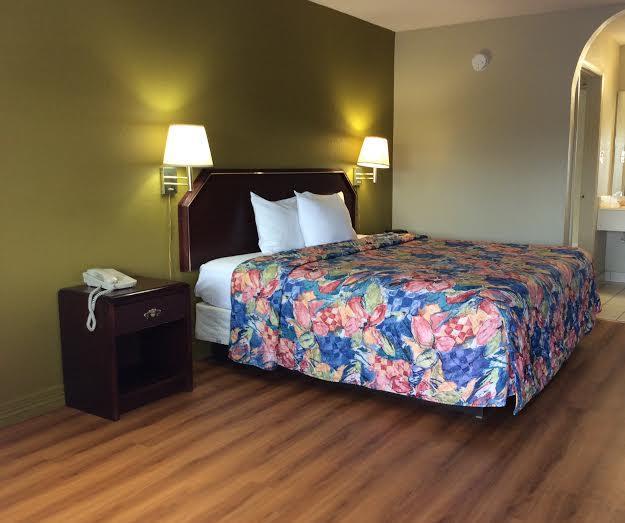 Stratford House Inn And Suites Темпл Экстерьер фото